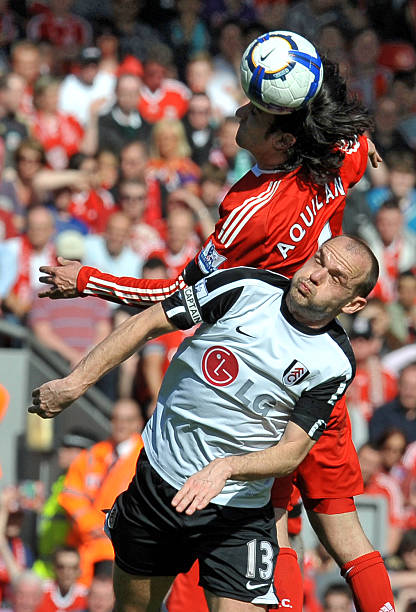 表现一如既 表现一如既